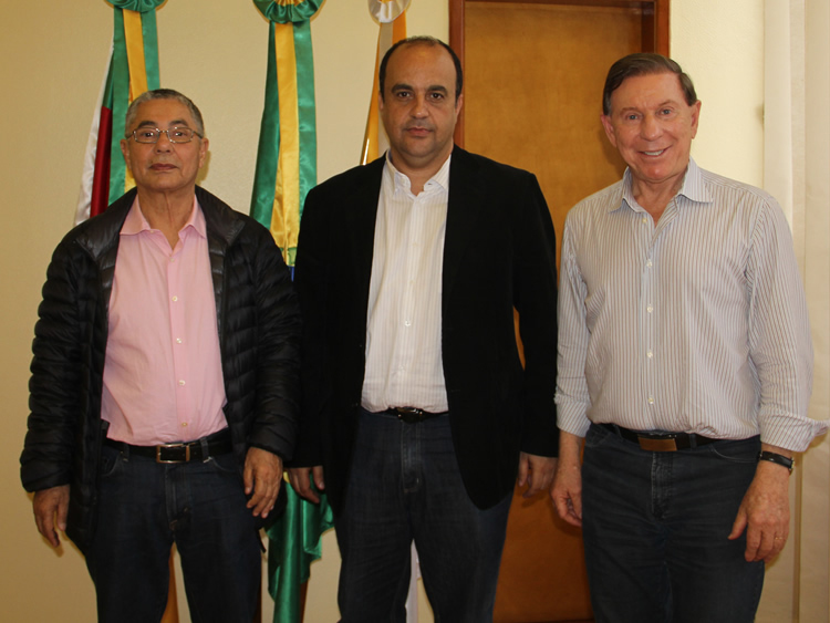 EXECUTIVO PARTICIPA DA APRESENTAÇÃO DO PROGRAMA RS MAIS IGUAL